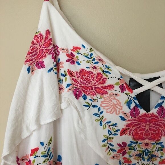 White & floral boho ruffle summer dress | M - Picture 2 of 7